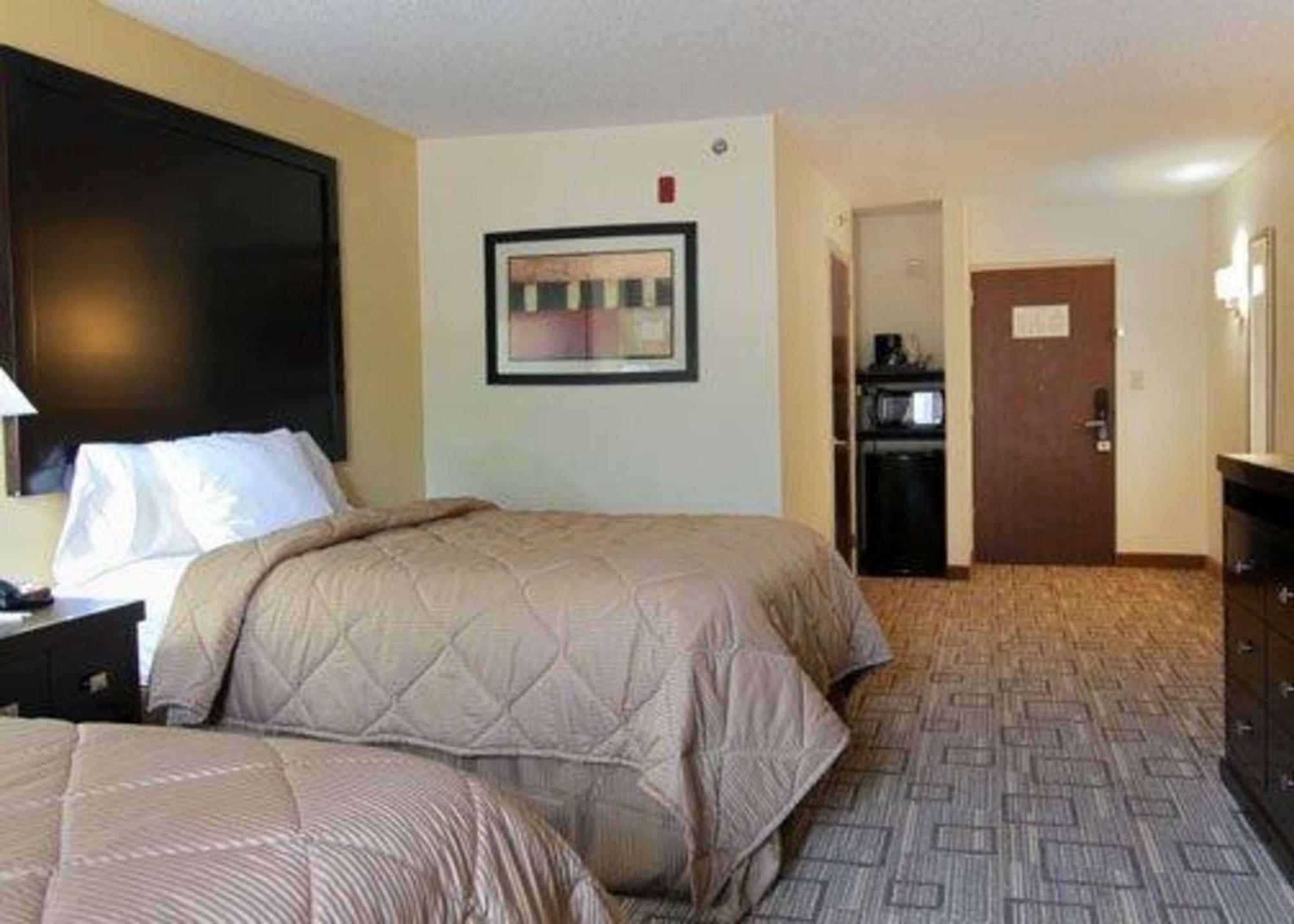 Quality Inn & Suites Greenville Near Downtown Eksteriør billede
